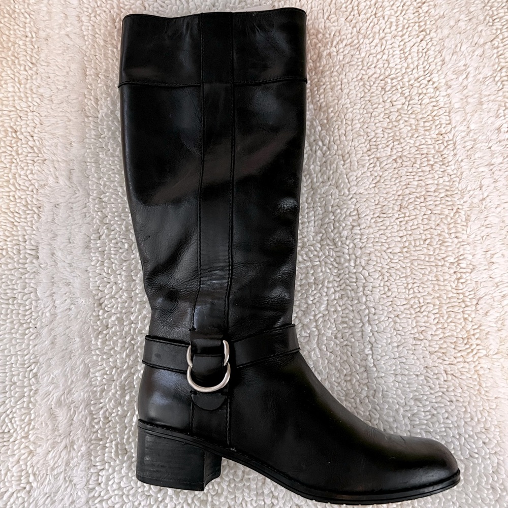 Bandolino Codi Black Leather Zip up Riding Boot
Women’s Size 7.5 M